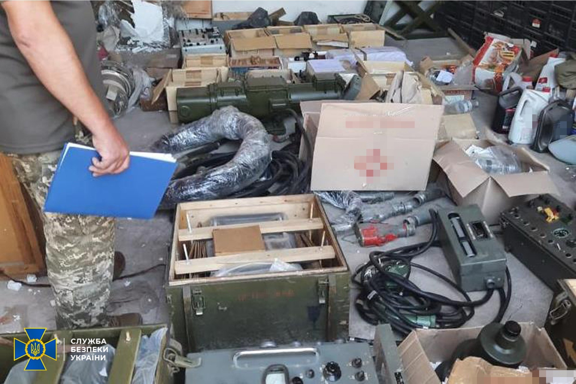 Контррозвідка СБУ запобігла нелегальному вивезенню з України військової продукції на майже 800 млн. грн. (ФОТО) 3