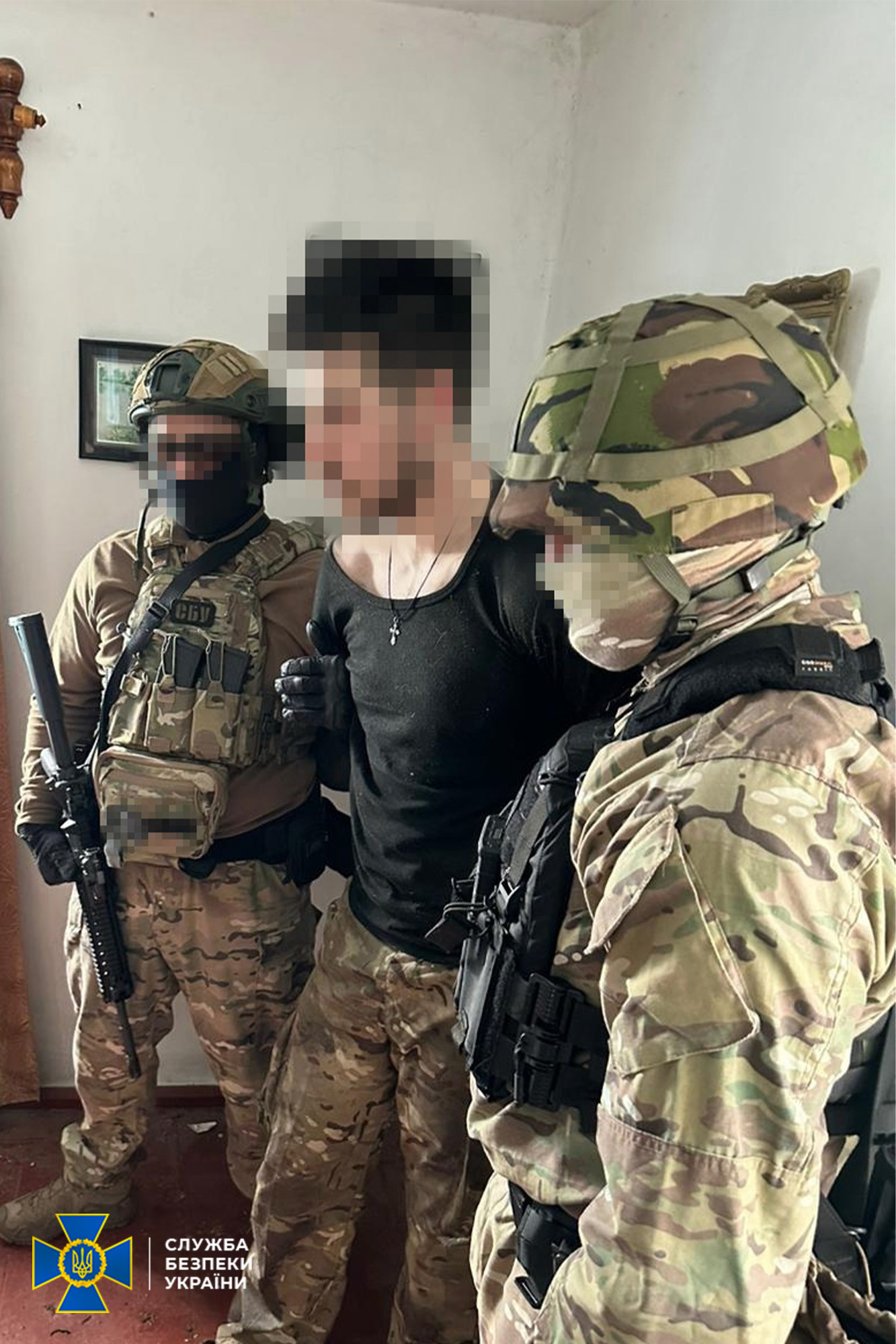 СБУ затримала зрадника, який надсилав у російський Телеграм-бот розвіддані про оборону Києва (ВІДЕО)